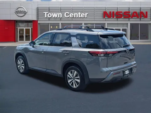 More photos of 2026 Nissan Pathfinder SL at Town Center Nissan, GA