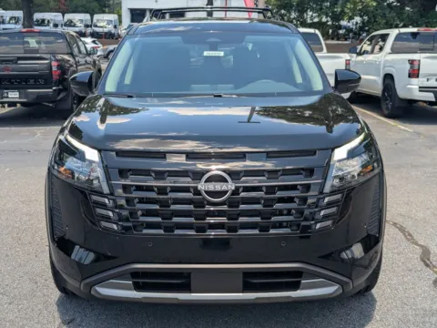 Photos of 2026 Nissan Pathfinder SL for sale in Kennesaw, GA at Town Center Nissan