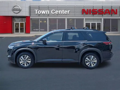 More photos of 2026 Nissan Pathfinder SL at Town Center Nissan, GA
