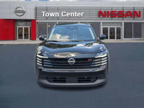 Photos of 2026 Nissan Kicks SR for sale in Kennesaw, GA at Town Center Nissan