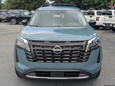 Photos of 2026 Nissan Pathfinder SL for sale in Kennesaw, GA at Town Center Nissan
