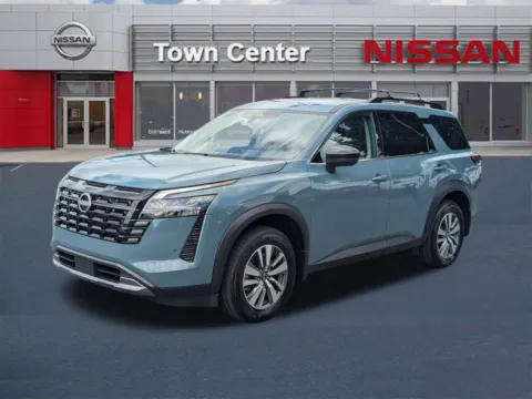 More photos of 2026 Nissan Pathfinder SL at Town Center Nissan, GA