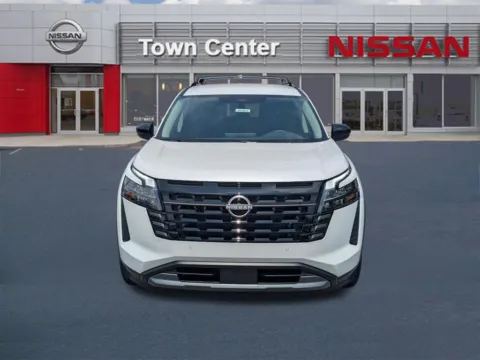 Photos of 2026 Nissan Pathfinder SL for sale in Kennesaw, GA at Town Center Nissan