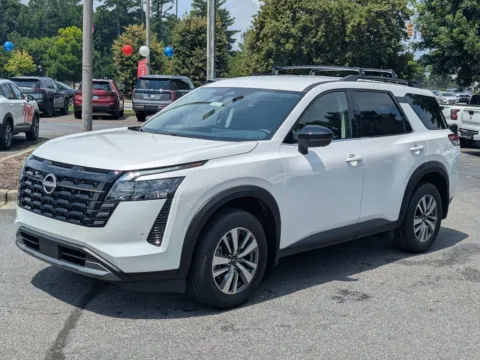 Another view of 2026 Nissan Pathfinder SL for sale in Kennesaw, GA at Town Center Nissan