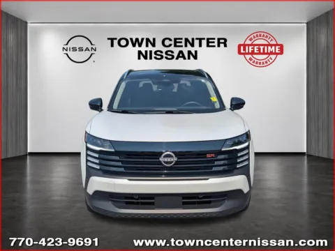 Photos of 2025 Nissan Kicks SR for sale in Kennesaw, GA at Town Center Nissan