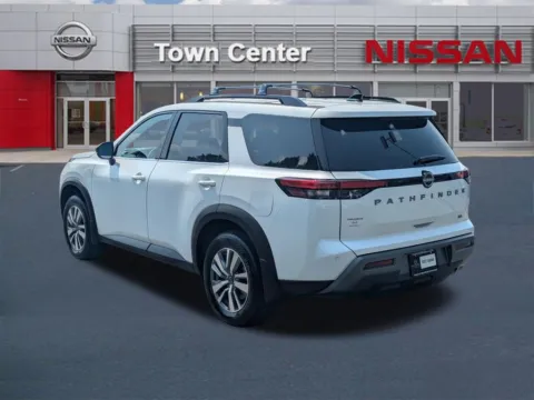 More photos of 2026 Nissan Pathfinder SL at Town Center Nissan, GA