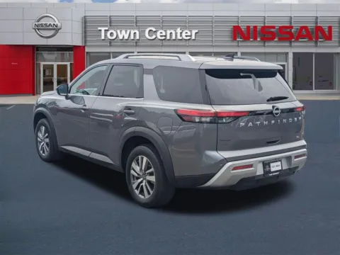 More photos of 2025 Nissan Pathfinder SL at Town Center Nissan, GA