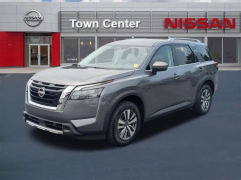 More photos of 2025 Nissan Pathfinder SL at Town Center Nissan, GA