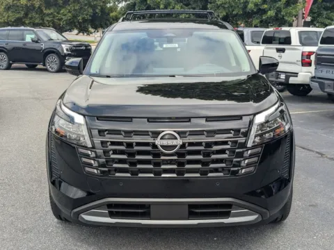 Photos of 2026 Nissan Pathfinder Platinum for sale in Kennesaw, GA at Town Center Nissan