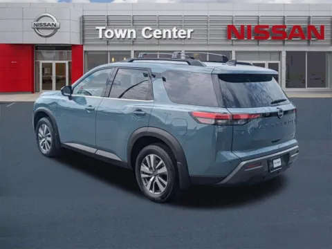 More photos of 2026 Nissan Pathfinder SL at Town Center Nissan, GA