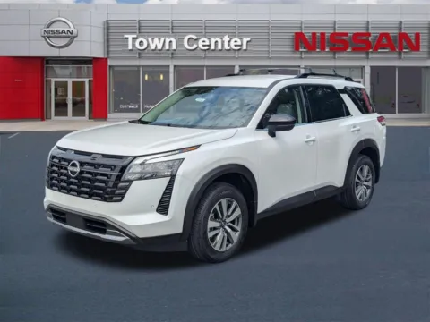More photos of 2026 Nissan Pathfinder SL at Town Center Nissan, GA