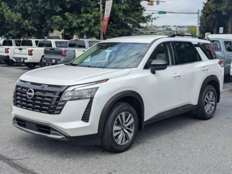 Another view of 2026 Nissan Pathfinder SL for sale in Kennesaw, GA at Town Center Nissan