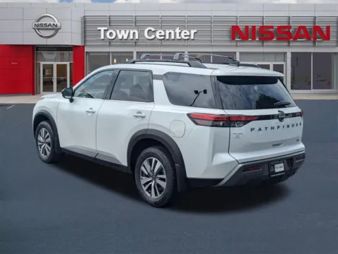 More photos of 2026 Nissan Pathfinder SL at Town Center Nissan, GA