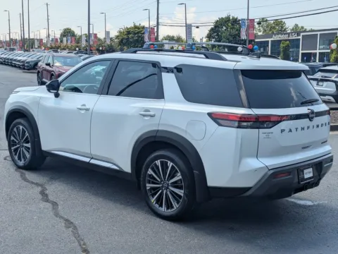 More photos of 2026 Nissan Pathfinder Platinum at Town Center Nissan, GA