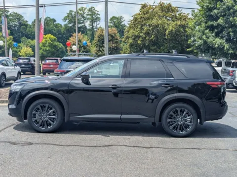More photos of 2026 Nissan Pathfinder SL at Town Center Nissan, GA