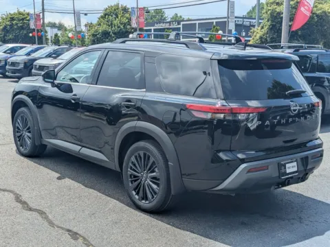 More photos of 2026 Nissan Pathfinder SL at Town Center Nissan, GA