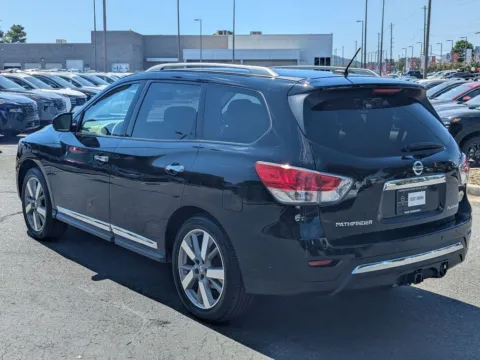 More photos of 2014 Nissan Pathfinder Platinum at Town Center Nissan, GA