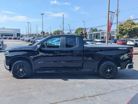 More photos of 2021 Chevrolet Silverado 1500 LT at Town Center Nissan, GA