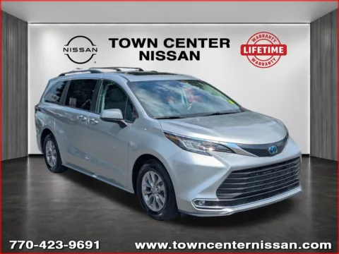 Silver 2022 Toyota Sienna XLE for sale in Kennesaw, GA