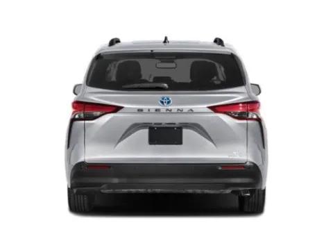 More photos of 2022 Toyota Sienna XLE at Town Center Nissan, GA