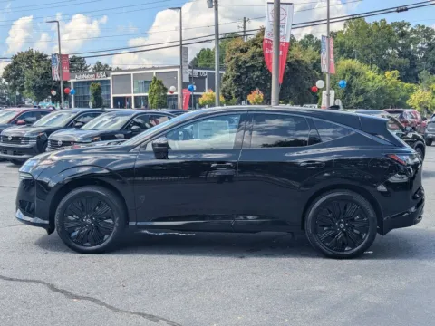 More photos of 2027 Nissan Murano SL at Town Center Nissan, GA