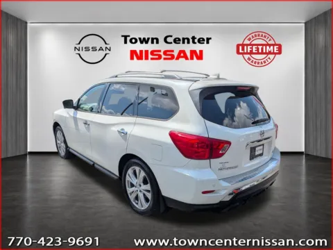 More photos of 2019 Nissan Pathfinder SL at Town Center Nissan, GA