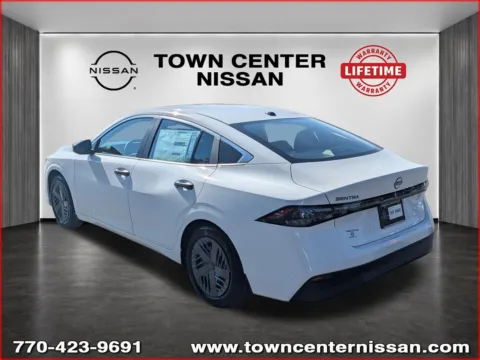 More photos of 2027 Nissan Sentra S at Town Center Nissan, GA