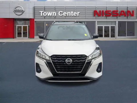 Photos of 2021 Nissan Kicks SR for sale in Kennesaw, GA at Town Center Nissan