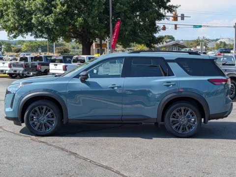 More photos of 2026 Nissan Pathfinder SL at Town Center Nissan, GA