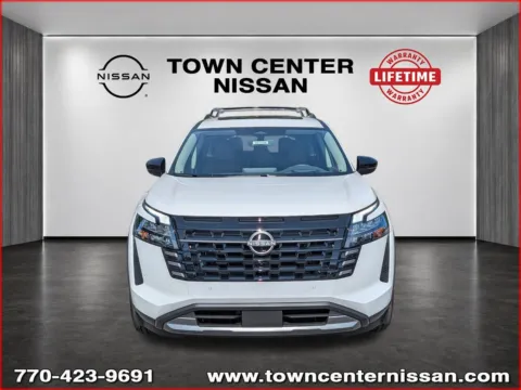 Photos of 2026 Nissan Pathfinder Platinum for sale in Kennesaw, GA at Town Center Nissan