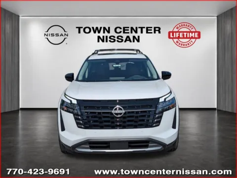 Photos of 2026 Nissan Pathfinder Platinum for sale in Kennesaw, GA at Town Center Nissan