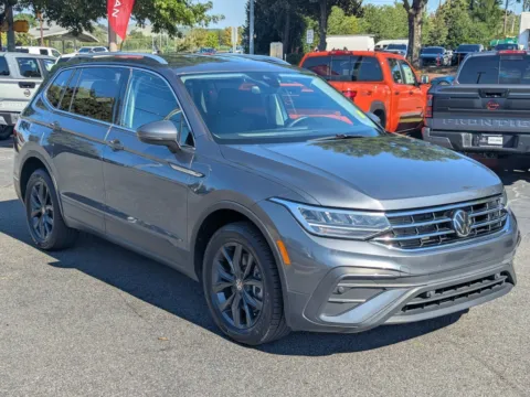 Gray 2024 Volkswagen Tiguan SE for sale in Kennesaw, GA