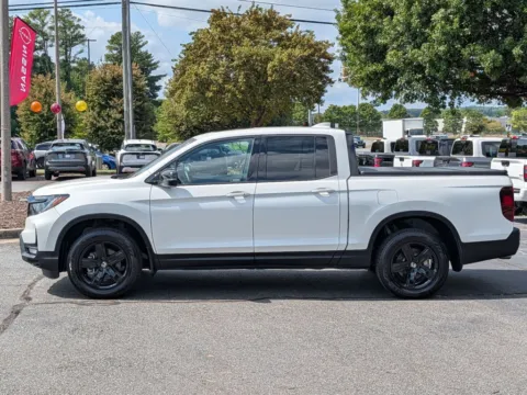 More photos of 2022 Honda Ridgeline Black Edition at Town Center Nissan, GA