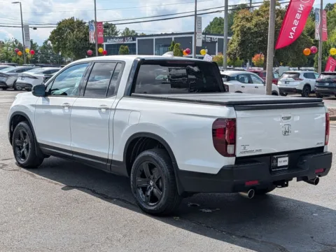More photos of 2022 Honda Ridgeline Black Edition at Town Center Nissan, GA