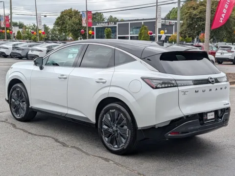 More photos of 2027 Nissan Murano Platinum at Town Center Nissan, GA