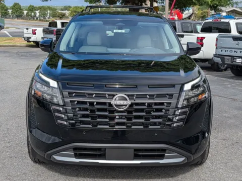 Photos of 2026 Nissan Pathfinder SL for sale in Kennesaw, GA at Town Center Nissan
