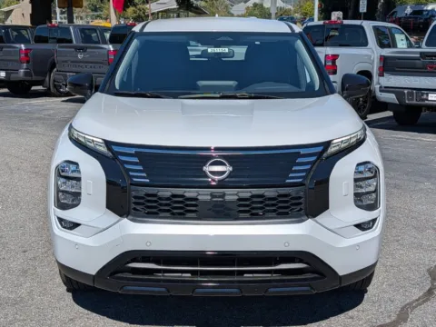 Photos of 2026 Nissan Rogue Plug-in Hybrid SL for sale in Kennesaw, GA at Town Center Nissan