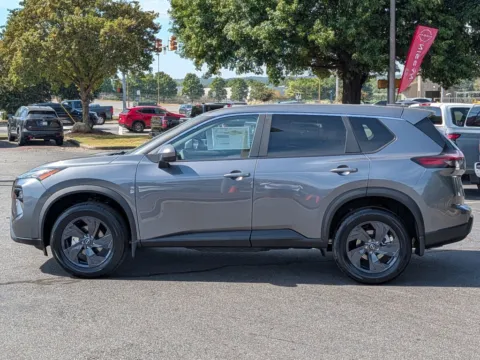 More photos of 2027 Nissan Rogue SV at Town Center Nissan, GA