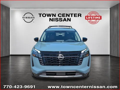 Photos of 2026 Nissan Pathfinder Platinum for sale in Kennesaw, GA at Town Center Nissan