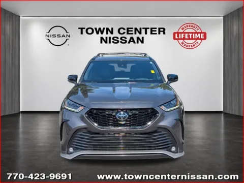 Photos of 2022 Toyota Highlander XSE for sale in Kennesaw, GA at Town Center Nissan