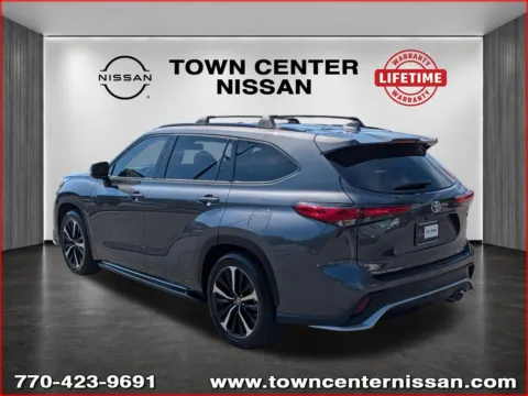 More photos of 2022 Toyota Highlander XSE at Town Center Nissan, GA
