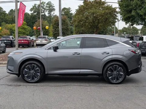 More photos of 2027 Nissan Murano Platinum at Town Center Nissan, GA