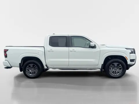 More photos of 2026 Nissan Frontier SV at Morristown Nissan, TN