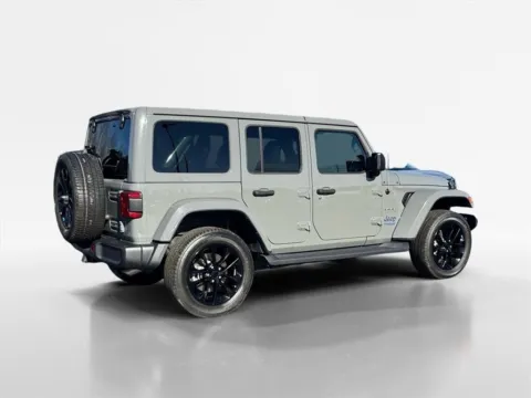 More photos of 2022 Jeep Wrangler at Morristown Nissan, TN