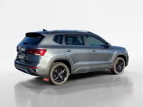 More photos of 2024 Volkswagen Taos 1.5T SE at Morristown Nissan, TN