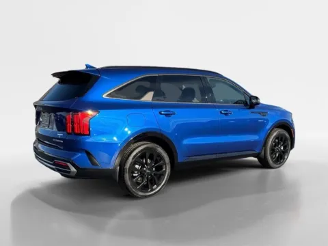 More photos of 2023 Kia Sorento SX at Morristown Nissan, TN