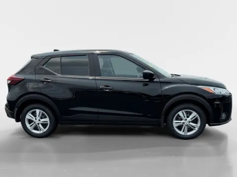 More photos of 2025 Nissan Kicks Play S at Morristown Nissan, TN