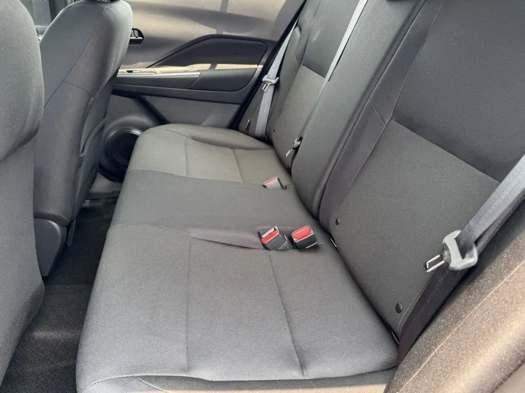 2025 Nissan KICKS PLAY Base - Photo 19