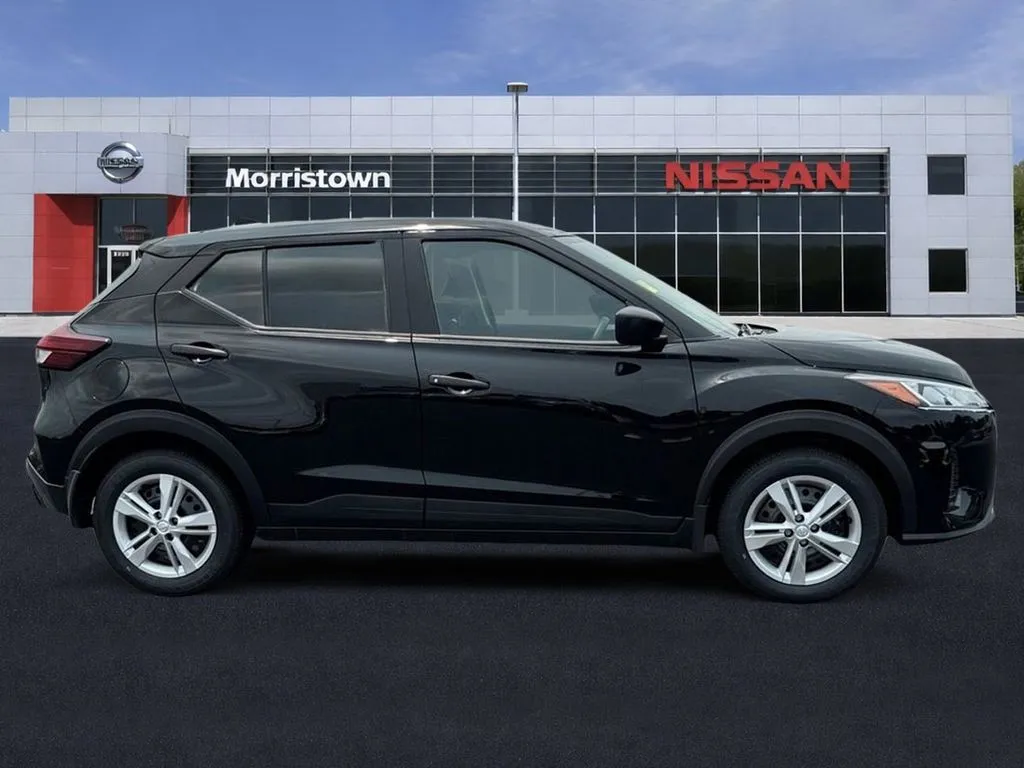 2025 Nissan KICKS PLAY Base - Photo 6