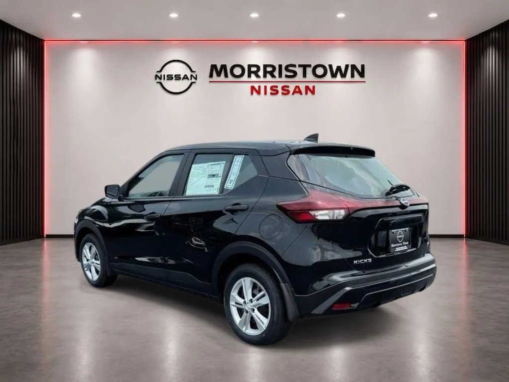 2025 Nissan KICKS PLAY Base - Photo 8